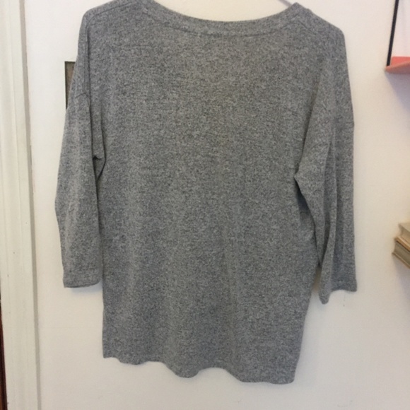 Lightweight Grey v neck Sweater - Picture 2 of 5
